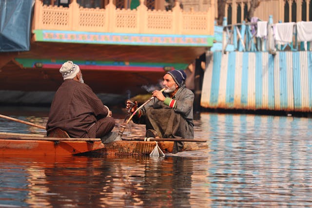 kuřák vodní dýmky